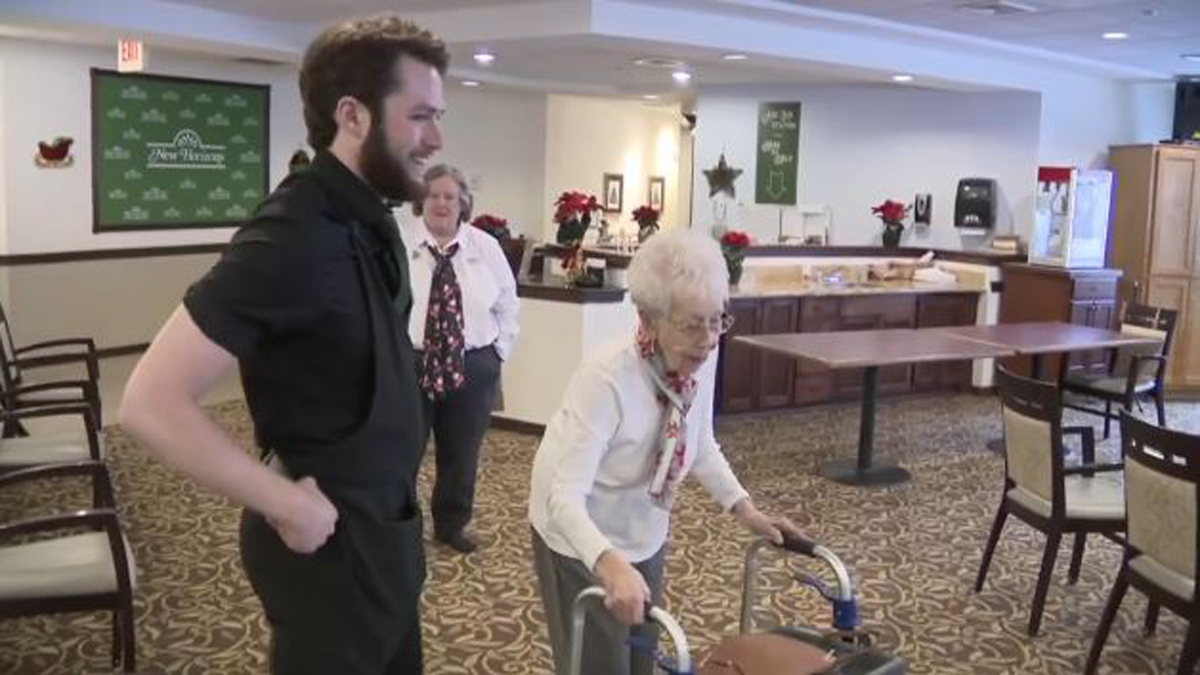 Staffer at Marlboro assisted living facility hailed for saving resident who was choking on food – Boston News, Weather, Sports [Video]