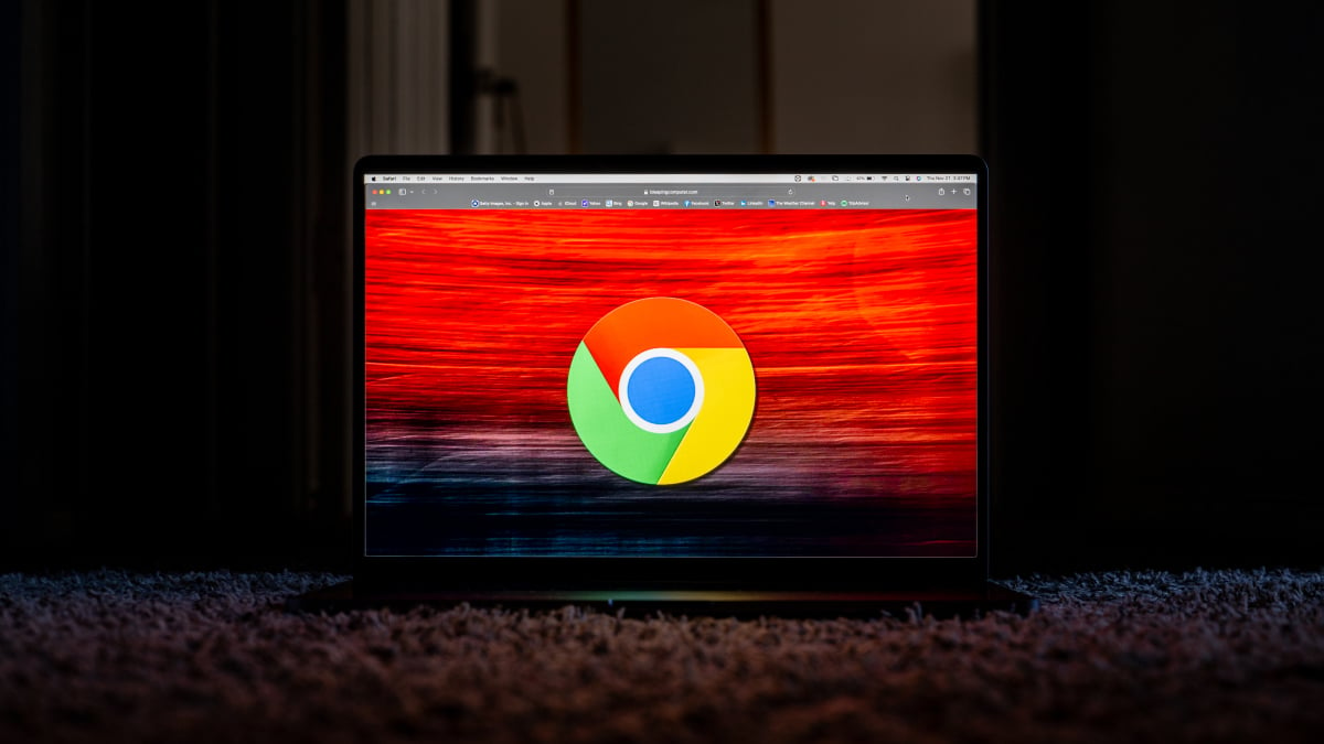 Hackers take over Google Chrome extensions in cyberattack [Video]