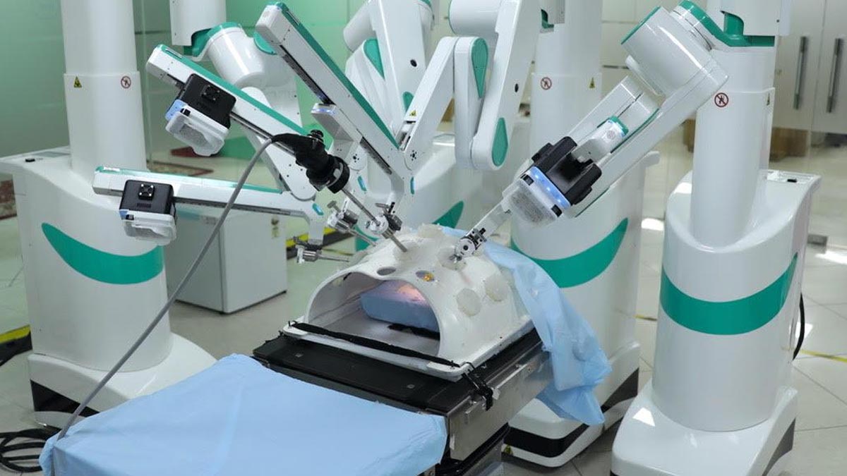 Maharashtra Receives Its First Made-in-India Surgical Robot; Heres Everything To Know About It<!-- --> [Video]