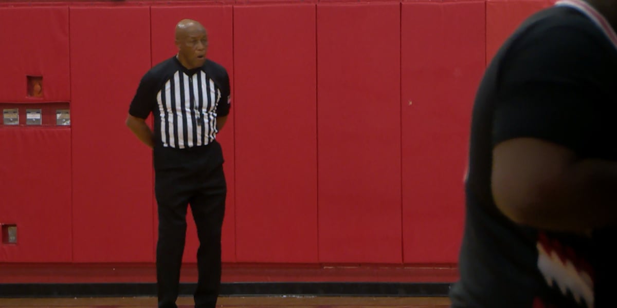 A journey: Charlotte-area high school basketball referee celebrates 52 seasons [Video]