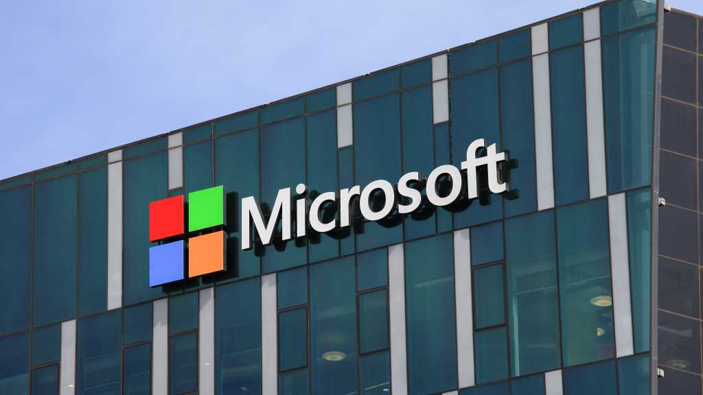 Microsoft commits to AI integration, but delivers no particulars to differentiate from rivals [Video]