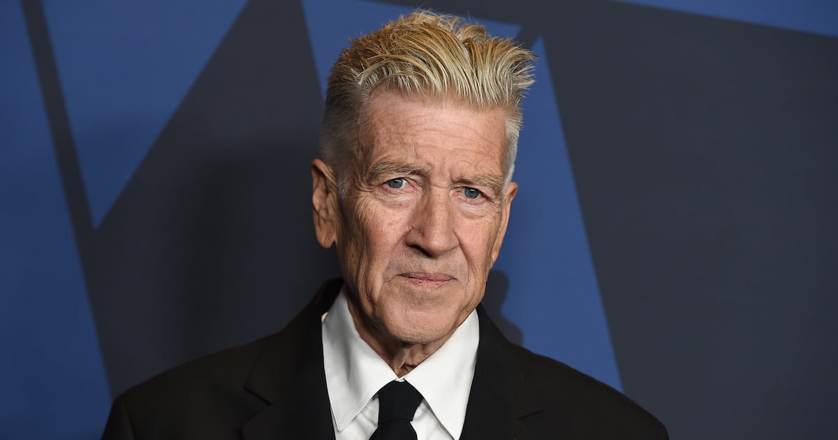 Steven Soderbergh, Questlove, Ron Howard and more pay tribute to David Lynch  WSOC TV [Video]