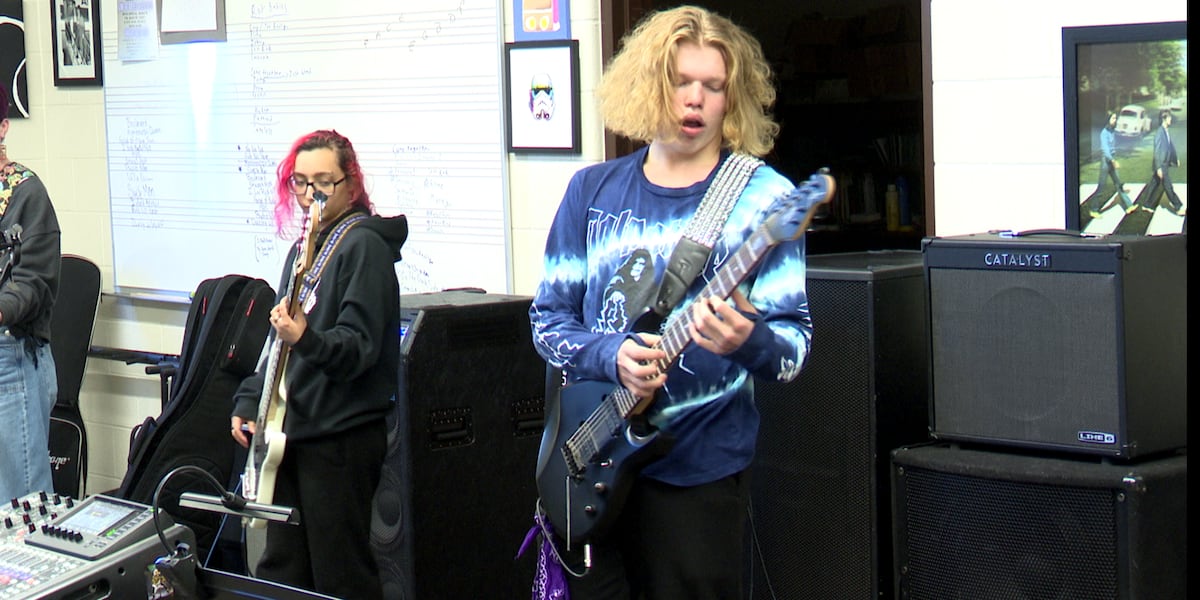 Rock on! Pueblo high school students form stellar rock band [Video]